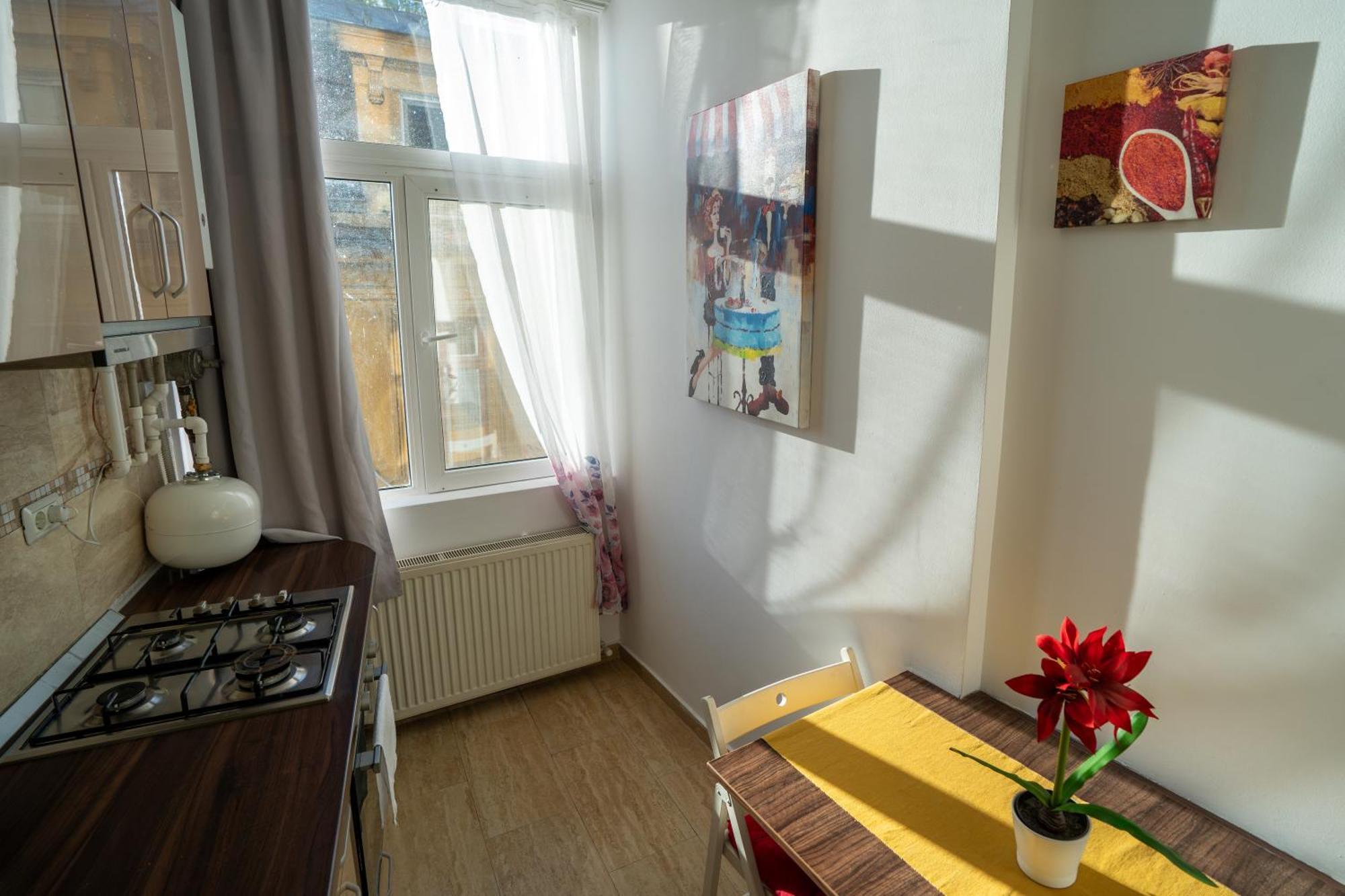 Downtown, Close To Old Town, Family Friendly - Ivo10 Bucharest Exterior photo